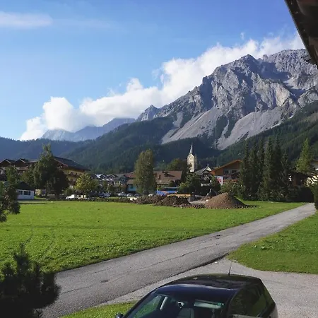 Gastehaus Soldanella Ramsau am Dachstein